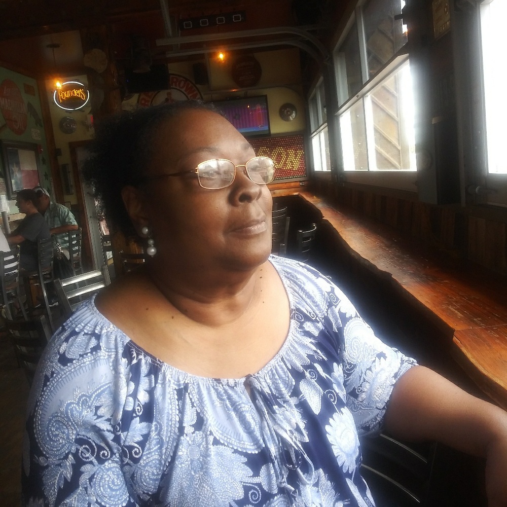 Meet your Posher, Agnes